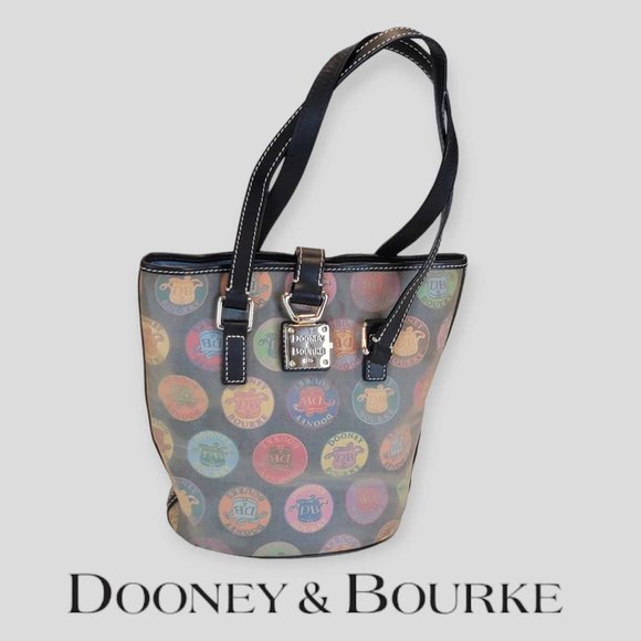 Vintage  Dooney and Bourke Medallion iBucket Bag Shoulder Bag Leather Strap - Picture 1 of 16